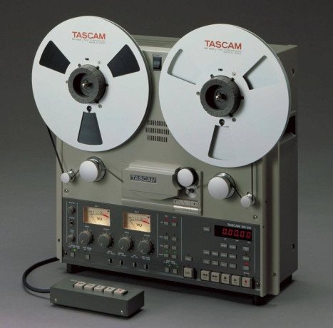 reel-to-reel-player-big-0