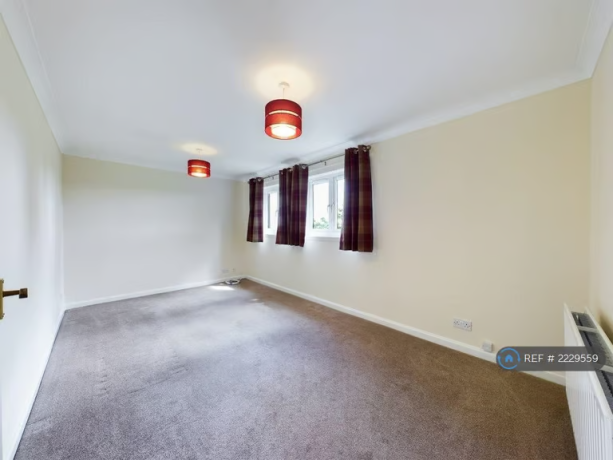 2-bedroom-flat-in-grampian-court-bearsden-glasgow-g61-2-bed-big-1