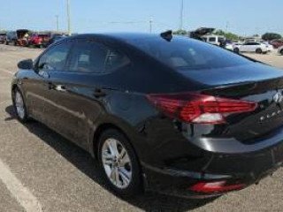 2020 Hyundai Elantra SEL 2.0L IVT